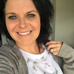 Meet your Posher, Courtney